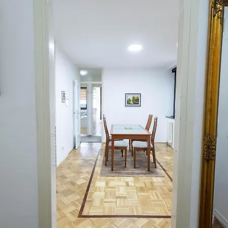 Panorama Point Apartment