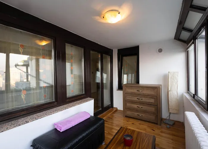 Panorama Point Apartment *